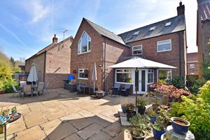 Photo 25- click for photo gallery